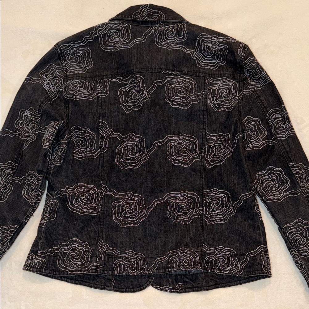 Ruby Rd Black Denim Jacket Embroidered Swirl Print Button Front Size 8 - Picture 8 of 10